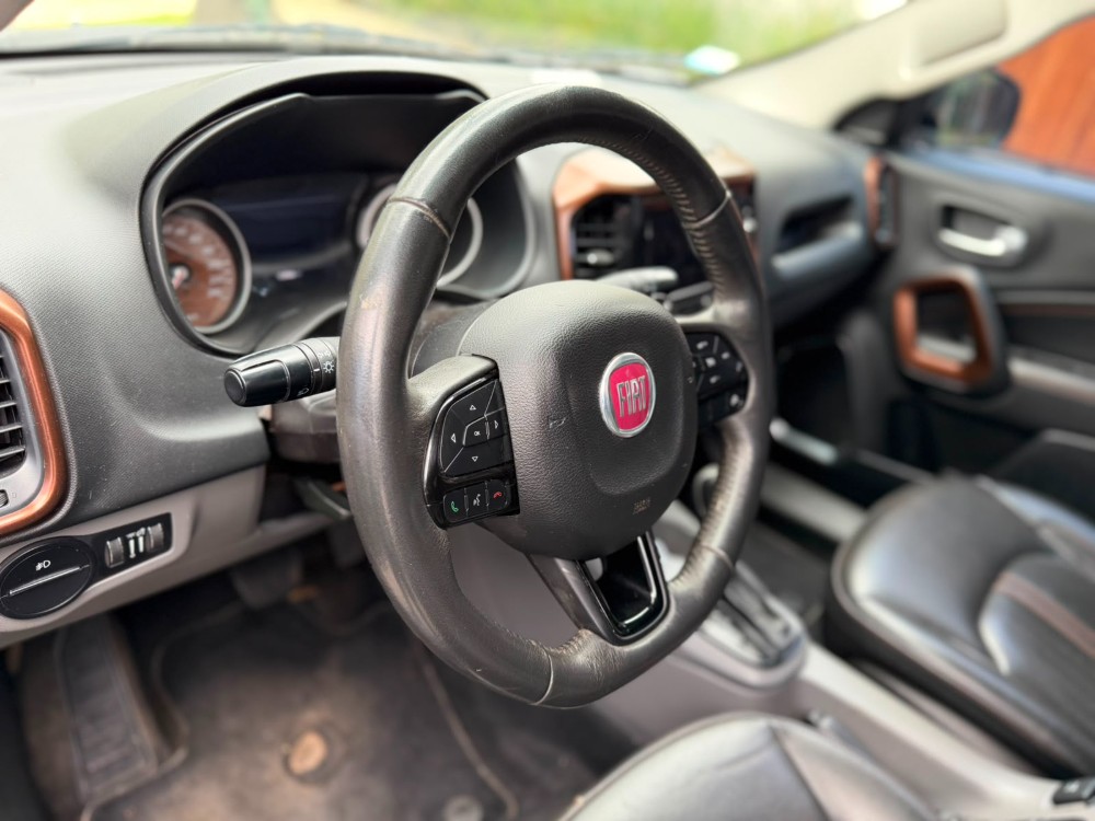 Fiat Toro VULKANO 4X4 AT9 — foto 12